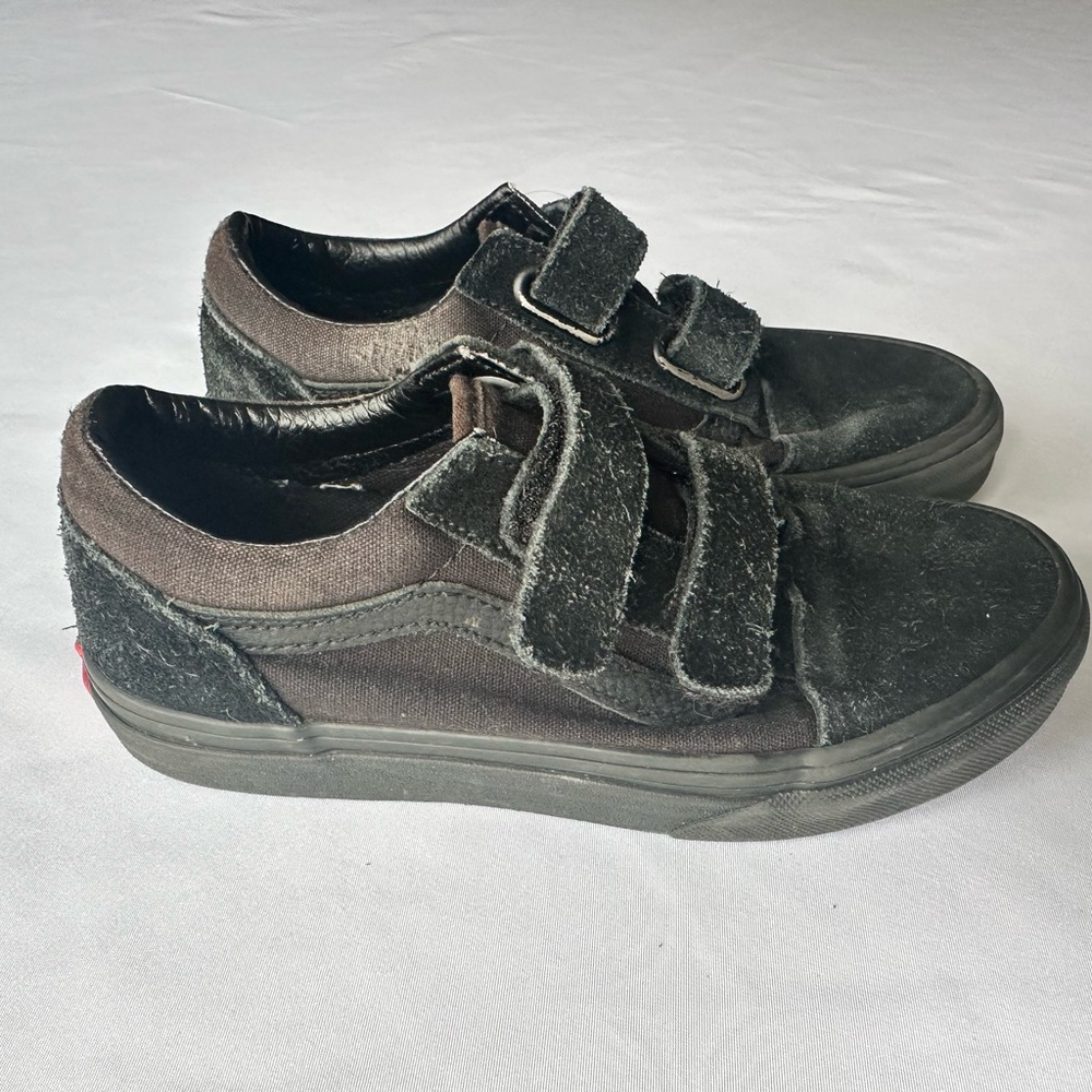 Vans Kids Black Velcro Sneakers